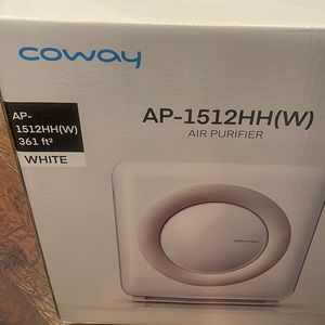Air pirifier white new still in box
